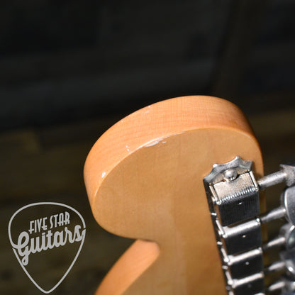Pre-Owned Fender Alternate Reality Sixty-Six - Natural