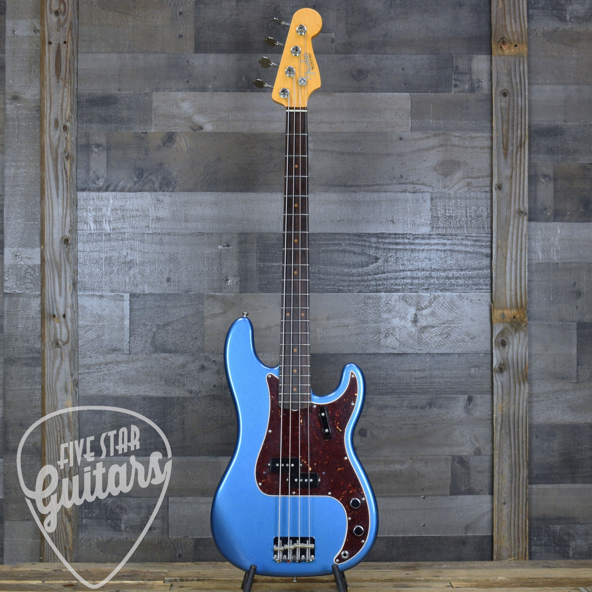 Pre-Owned Fender American Original '60s Precision Bass - Lake Placid Blue with Hardshell Case
