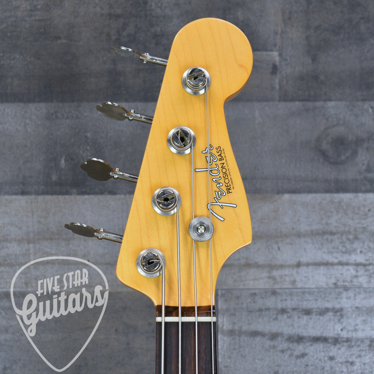 Pre-Owned Fender American Original '60s Precision Bass - Lake Placid Blue with Hardshell Case