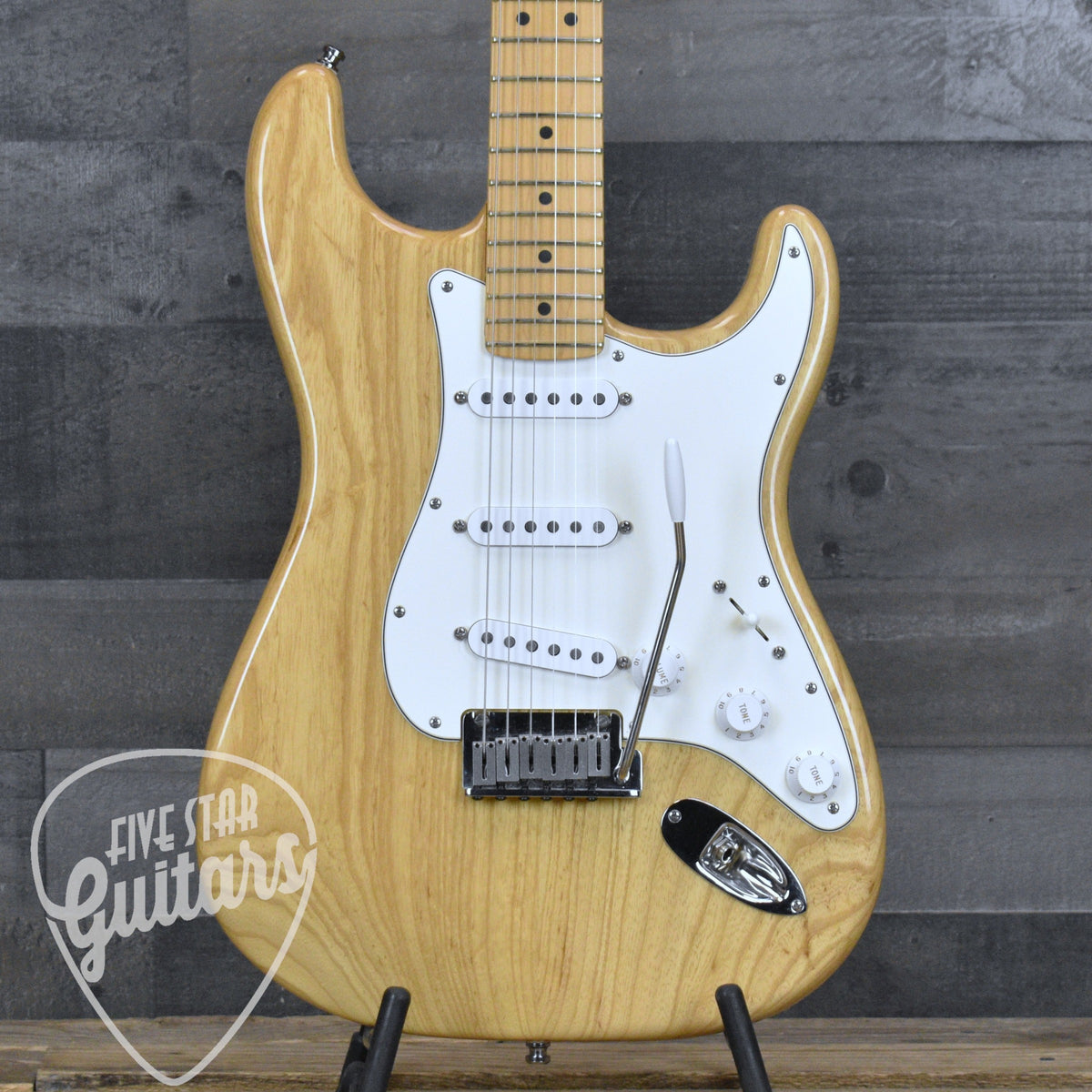 Pre-Owned Fender American Standard Stratocaster - Natural with Hard Shell Case