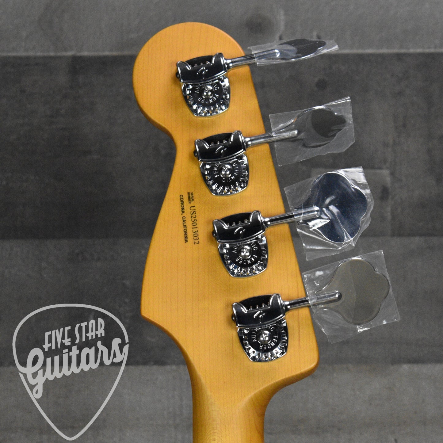 Pre-Owned Fender American Ultra II Jazz Bass Maple Fingerboard - Sinister Red with Deluxe Molded Case