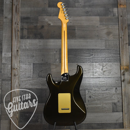 Pre-Owned Fender American Ultra Stratocaster - Texas Tea with Hardshell Case