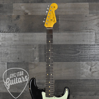 Pre-Owned Fender Custom Shop 1960 Stratocaster - Black with Hardshell Case