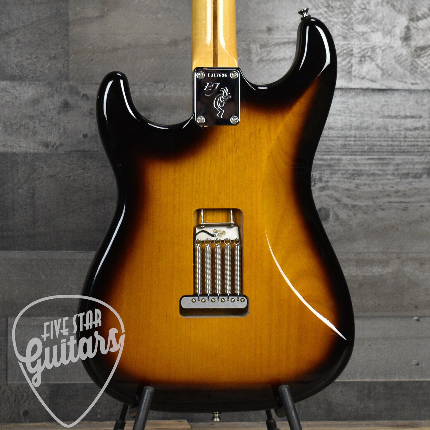 Pre-Owned Fender Eric Johnson Stratocaster Maple - 2 Color Sunburst with Hard Shell Case