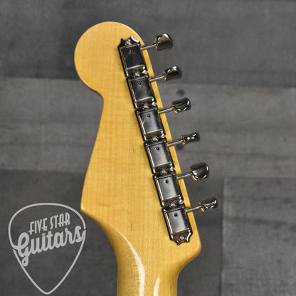 Pre-Owned Fender Eric Johnson Stratocaster Maple - 2 Color Sunburst with Hard Shell Case