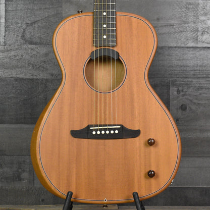 Pre-Owned Fender Highway Series Parlor-Mahogany - Natural with Gigbag