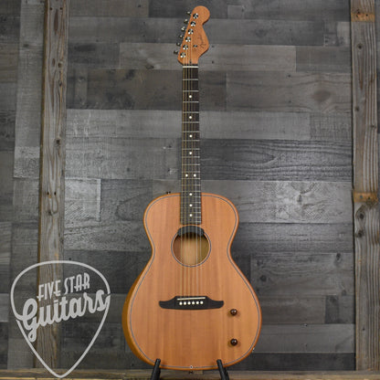 Pre-Owned Fender Highway Series Parlor-Mahogany - Natural with Gigbag