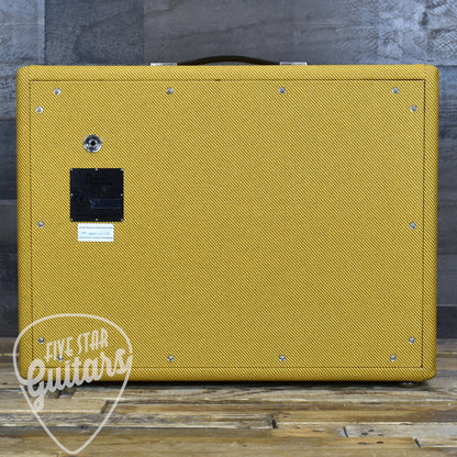 Pre-Owned Fender Hot Rod Deluxe Cab - Tweed