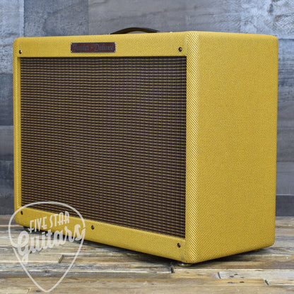 Pre-Owned Fender Hot Rod Deluxe Cab - Tweed