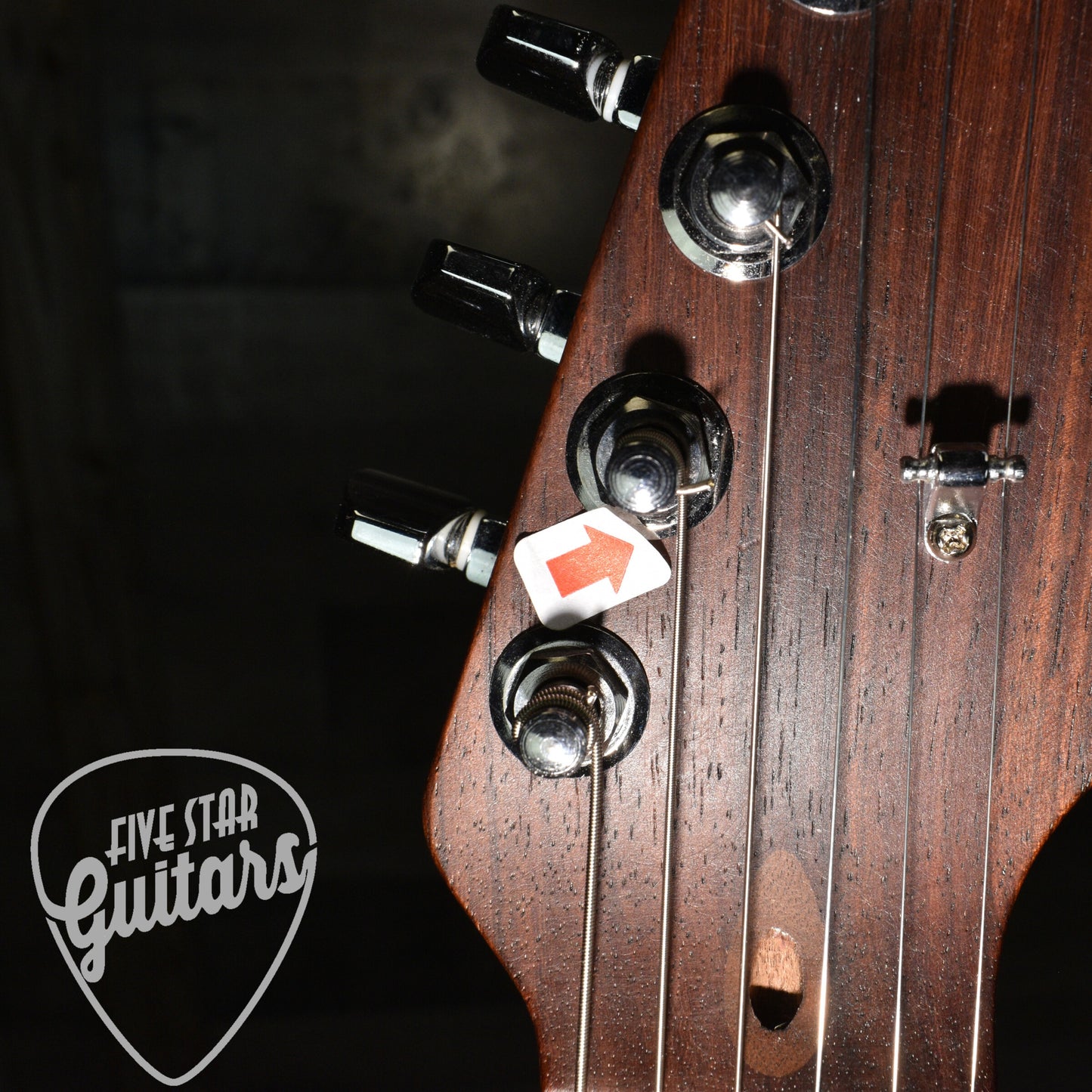 Pre-Owned Fender Limited Edition American Professional Jazzmaster Rosewood - Shell Pink with Hard Shell Case