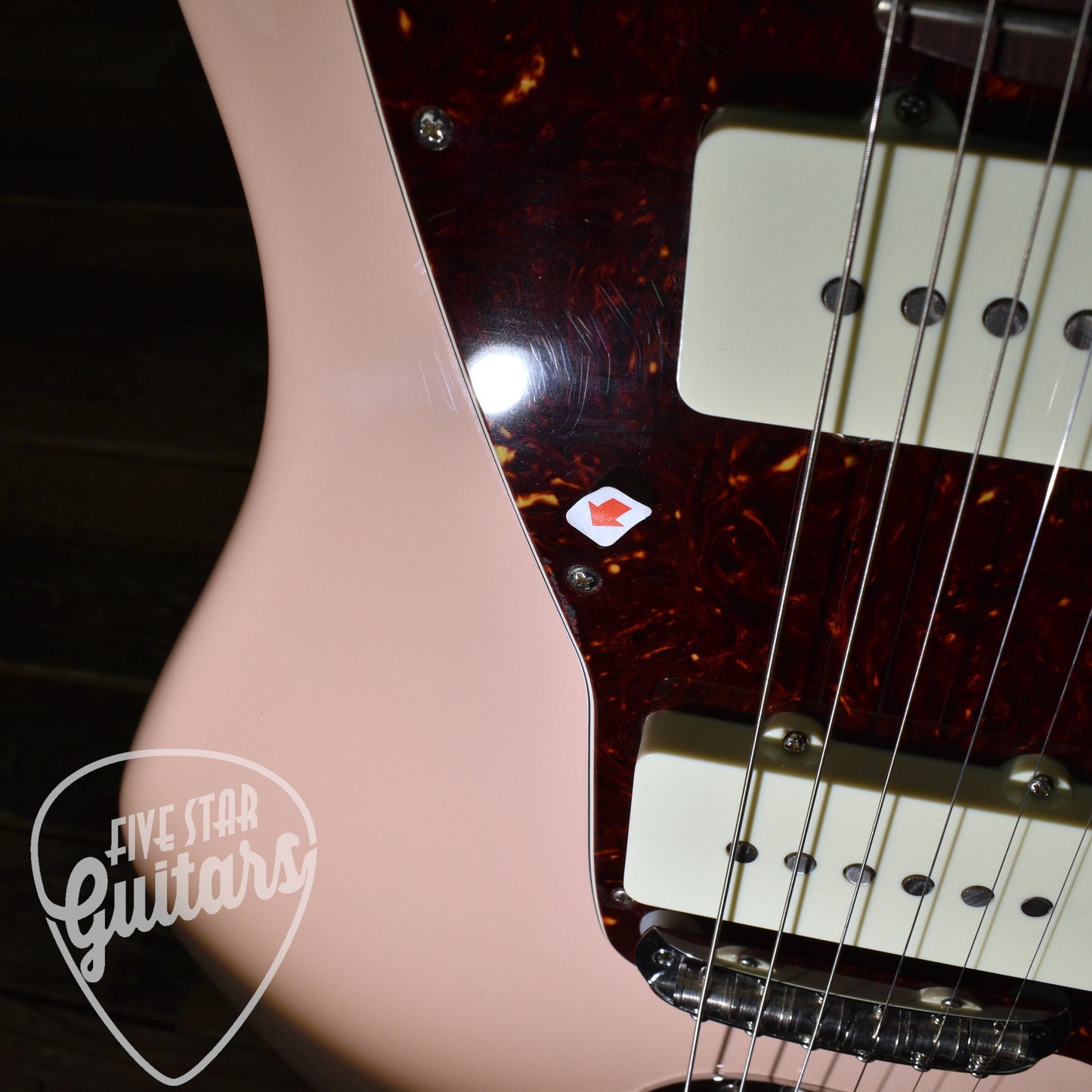 Pre-Owned Fender Limited Edition American Professional Jazzmaster Rosewood - Shell Pink with Hard Shell Case