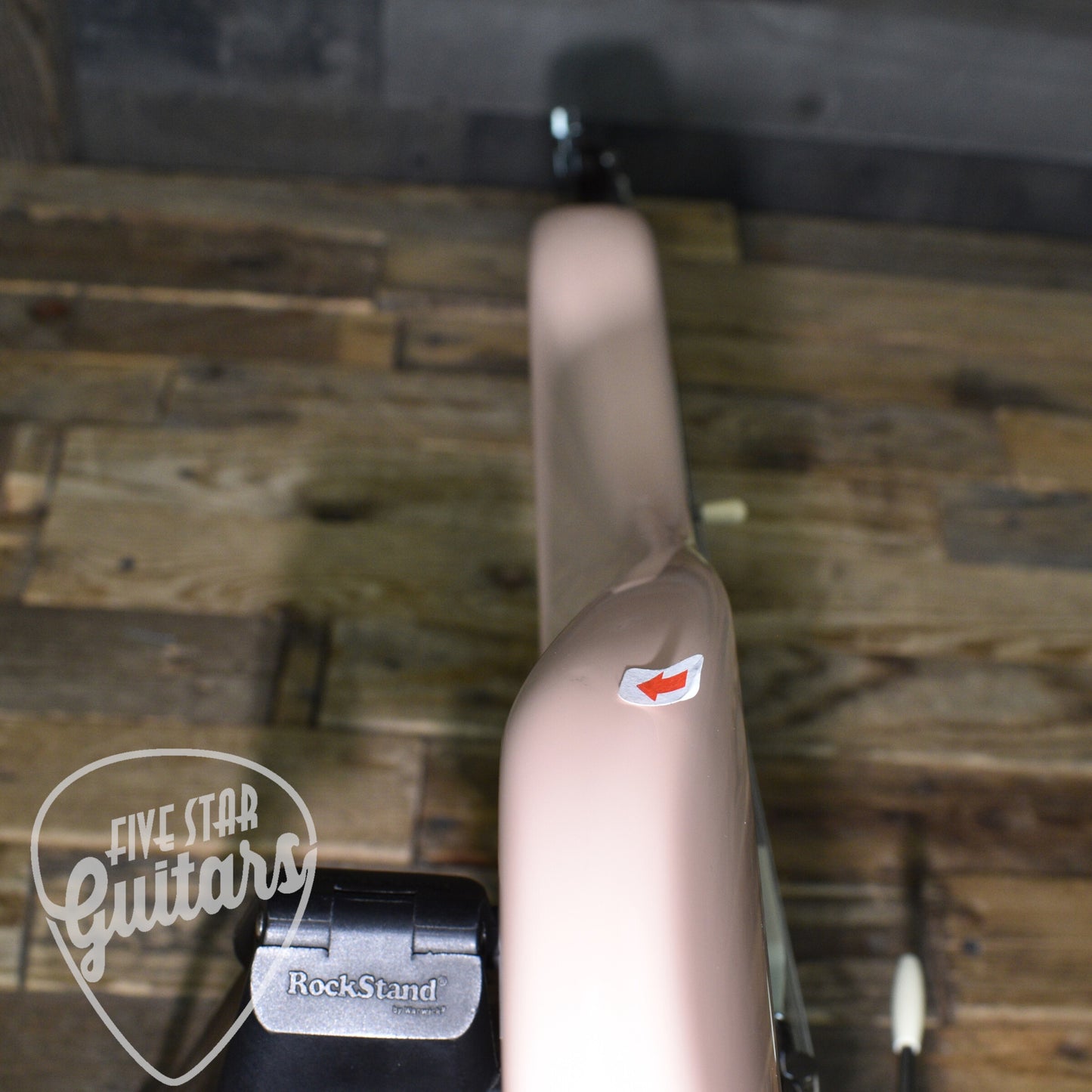 Pre-Owned Fender Limited Edition American Professional Jazzmaster Rosewood - Shell Pink with Hard Shell Case