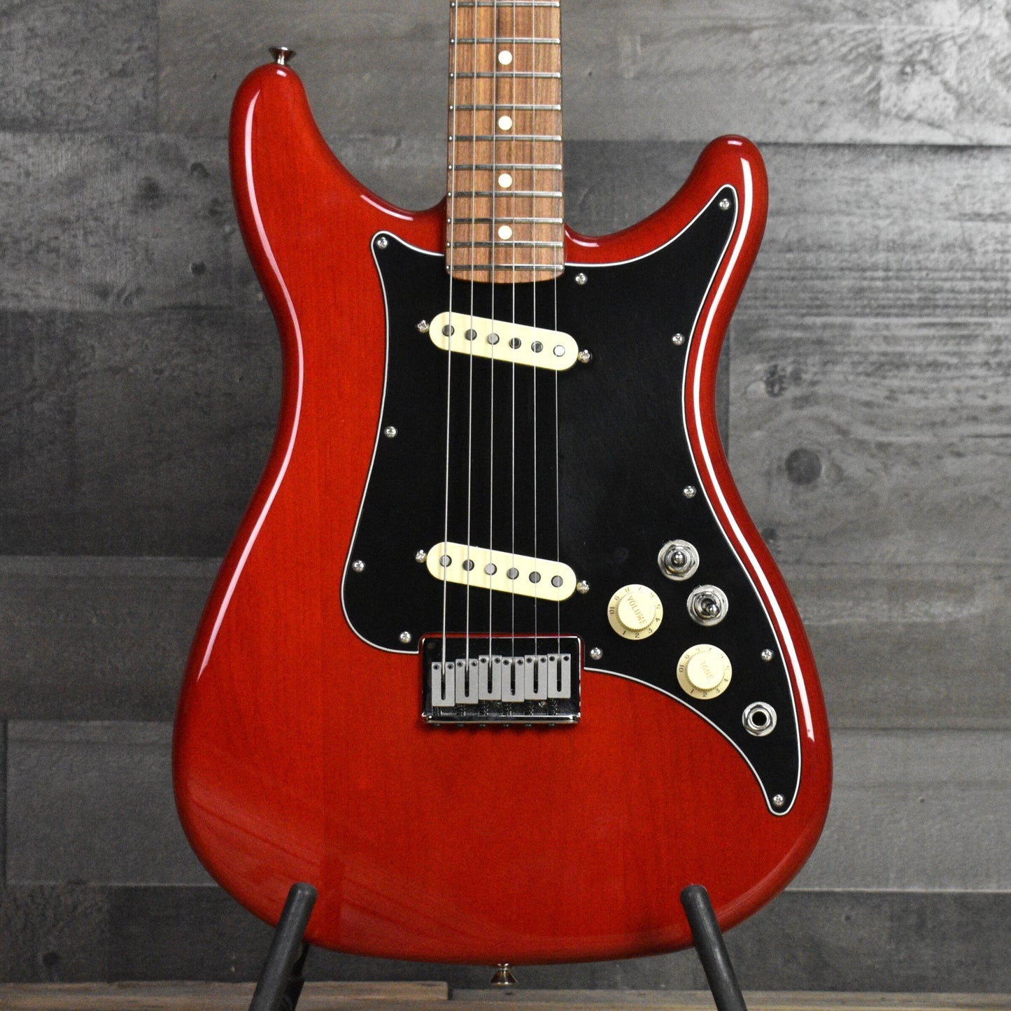 Pre-Owned Fender Player Lead II - Crimson Red with Gig Bag