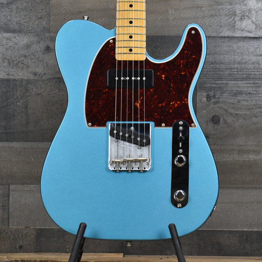Pre-Owned Fender Limited Edition Classic Series '50s Telecaster - Lake Placid Blue with Hard Shell Case