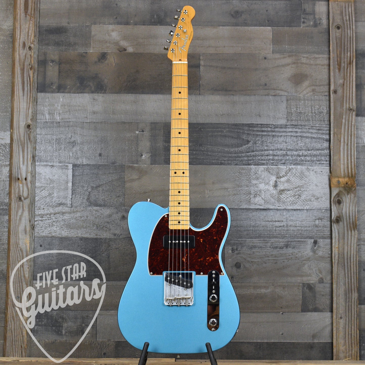 Pre-Owned Fender Limited Edition Classic Series '50s Telecaster - Lake Placid Blue with Hard Shell Case