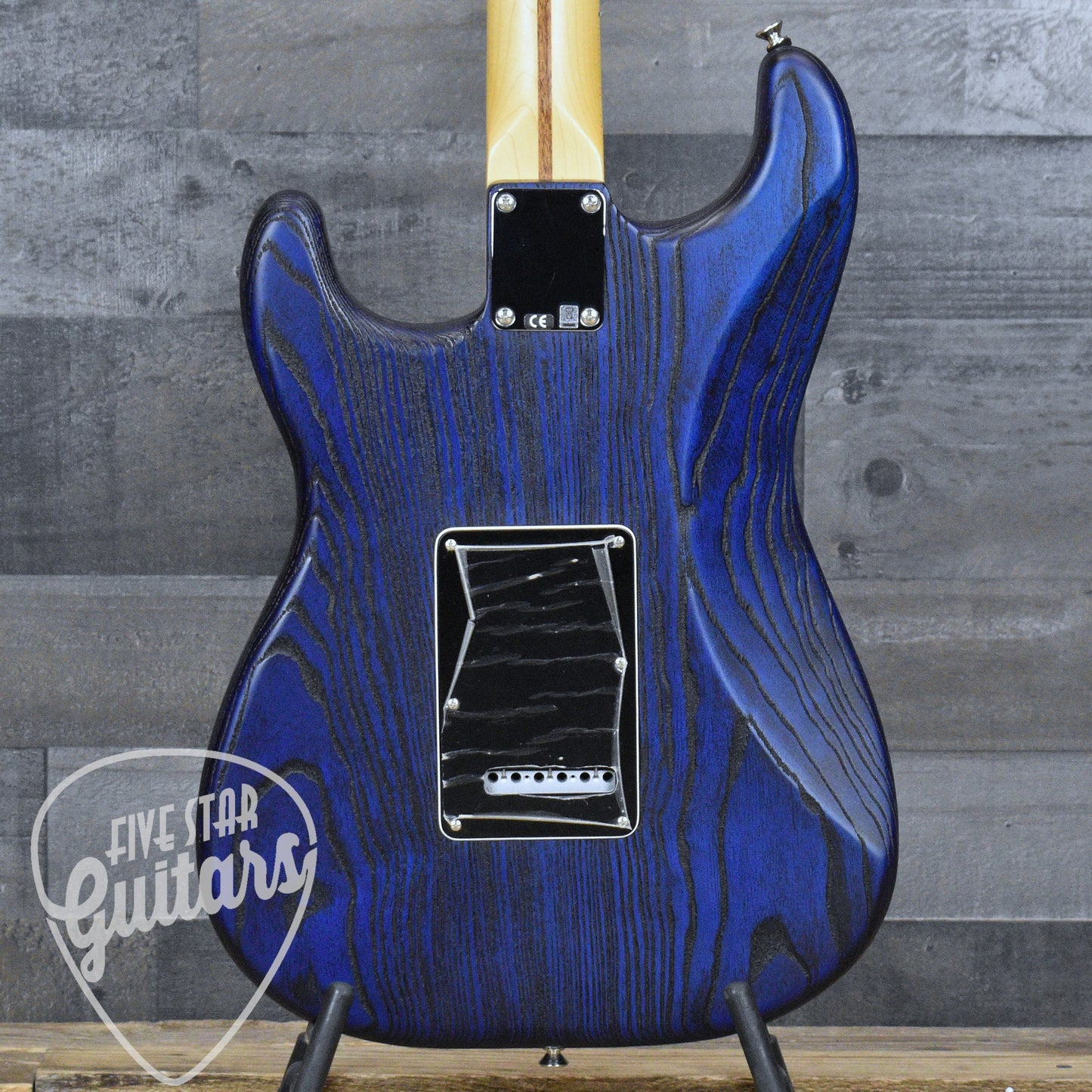Pre-Owned Fender Limited Edition Sandblasted Stratocaster - Sapphire Blue Transparent with Gigbag