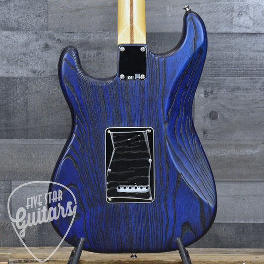 Pre-Owned Fender Limited Edition Sandblasted Stratocaster - Sapphire Blue Transparent with Gigbag