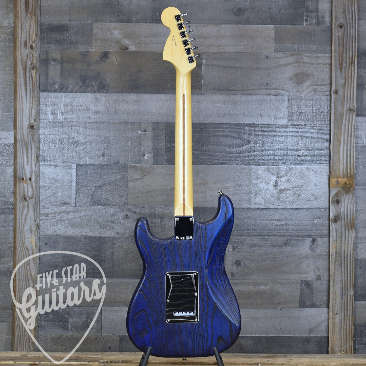 Pre-Owned Fender Limited Edition Sandblasted Stratocaster - Sapphire Blue Transparent with Gigbag