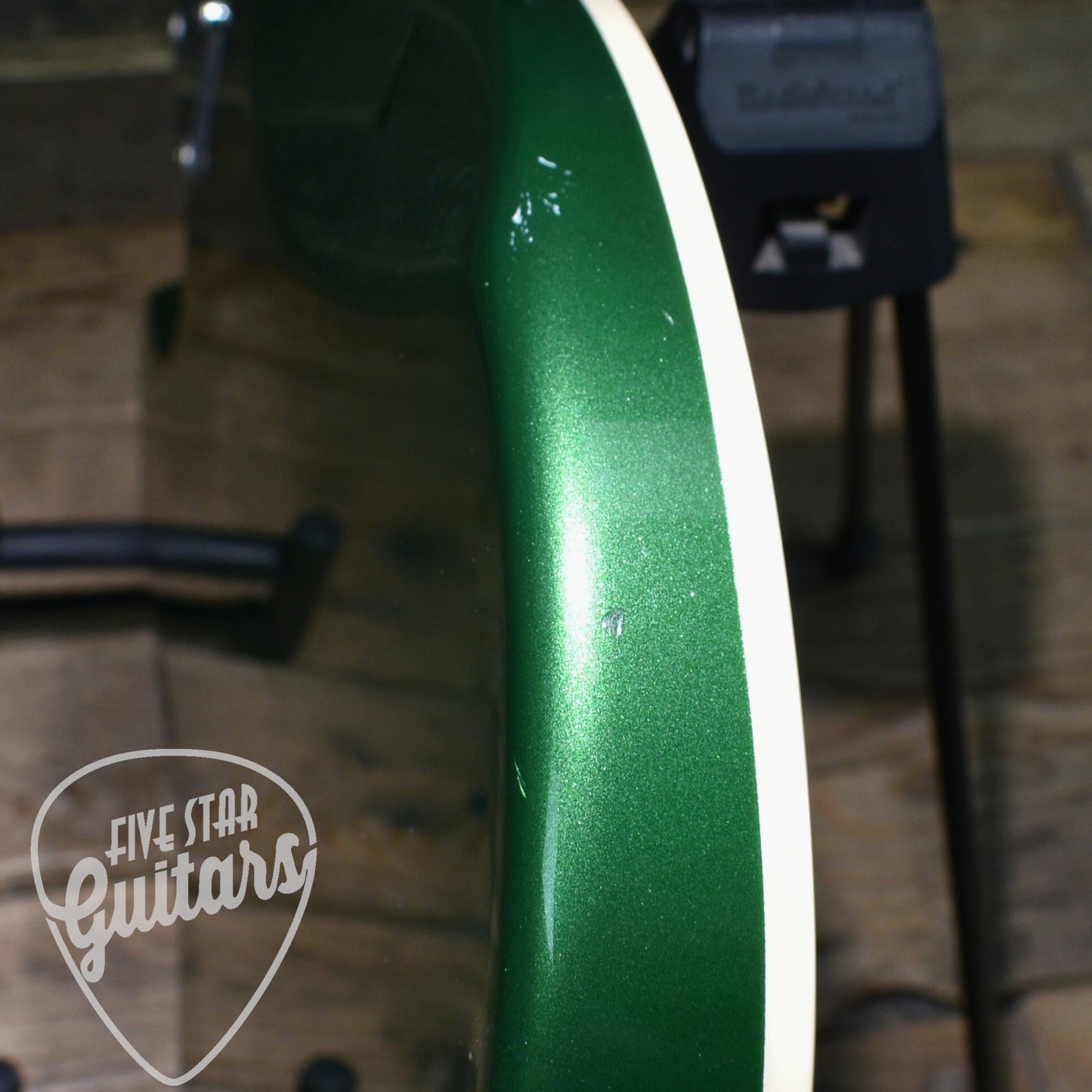 Pre-Owned Fender MIJ Aerodyne Precision Bass - Speed Green Metallic