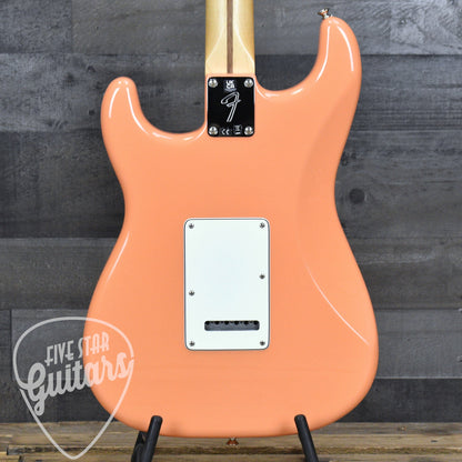 Pre-Owned Fender Player Stratocaster - Pacific Peach