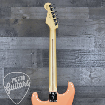 Pre-Owned Fender Player Stratocaster - Pacific Peach