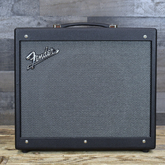 Pre-Owned Fender Mustang GTX-50 - Black with Footswitch