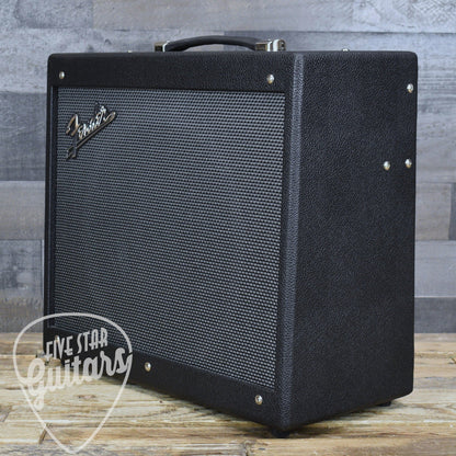Pre-Owned Fender Mustang GTX-50 - Black with Footswitch