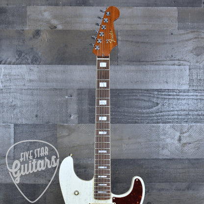 Pre-Owned Fender Parallel Universe II Uptown Strat - Static White with Hard Shell Case