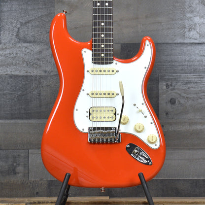 Pre-Owned Fender Player II Stratocaster HSS - Coral Red