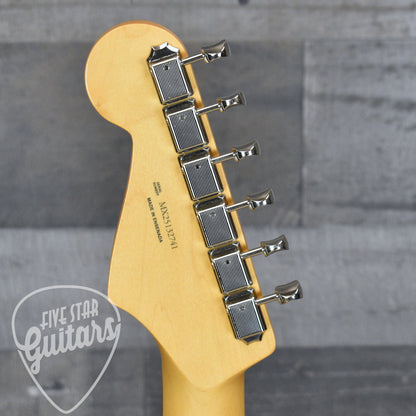 Pre-Owned Fender Player II Stratocaster HSS - Coral Red