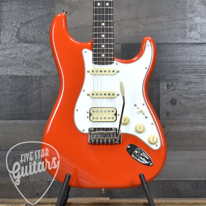 Pre-Owned Fender Player II Stratocaster HSS - Coral Red