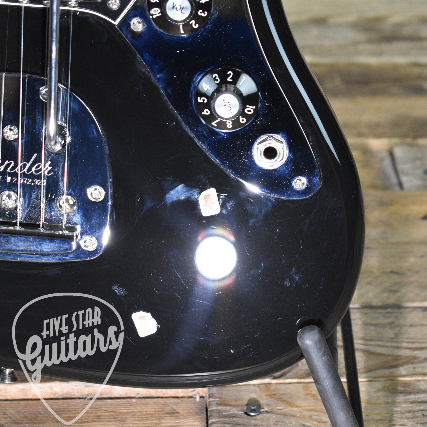 Pre-Owned Fender Player Jaguar - Black
