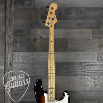 Pre-Owned Fender Player Jazz Bass - 3 Tone Sunburst with Gigbag