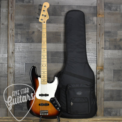 Pre-Owned Fender Player Jazz Bass - 3 Tone Sunburst with Gigbag