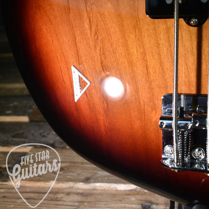 Pre-Owned Fender Player Jazz Bass - 3 Tone Sunburst with Gigbag