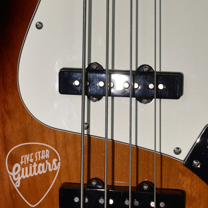 Pre-Owned Fender Player Jazz Bass - 3 Tone Sunburst with Gigbag