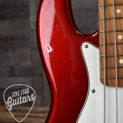 Pre-Owned Fender Player Jazz Bass - Candy Apple Red with Gigbag