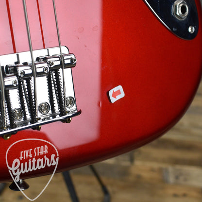 Pre-Owned Fender Player Jazz Bass - Candy Apple Red with Gigbag