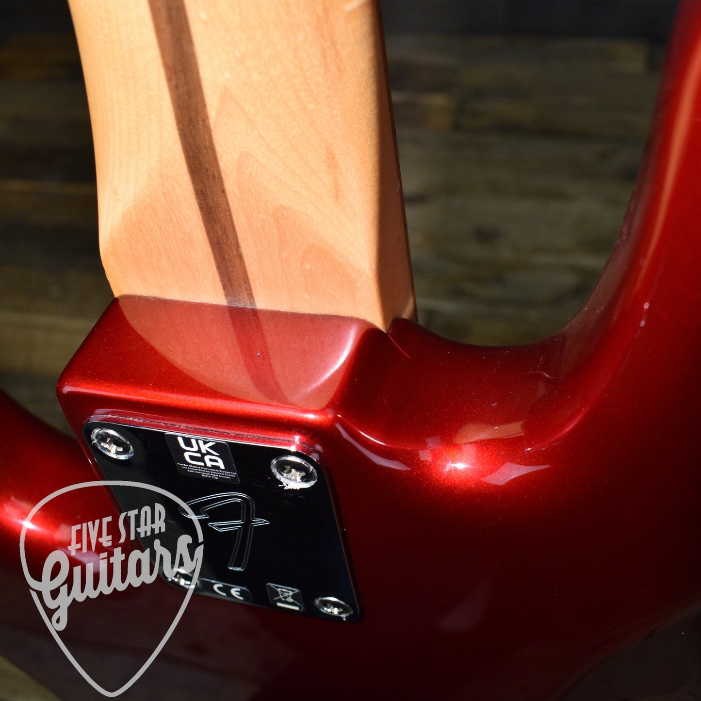 Pre-Owned Fender Player Jazz Bass - Candy Apple Red with Gigbag