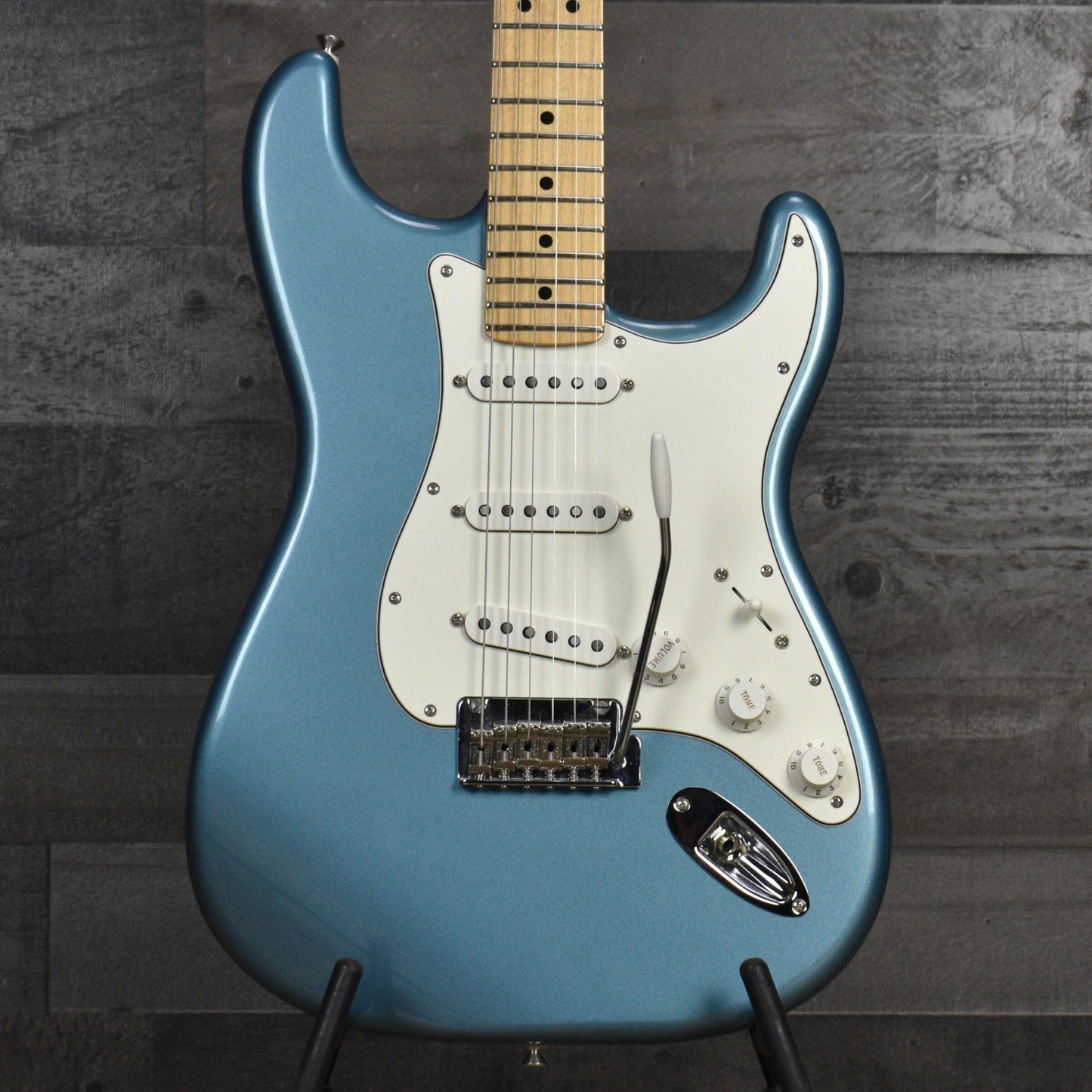 Pre-Owned Fender Player Stratocaster - Tidepool includes Gigbag
