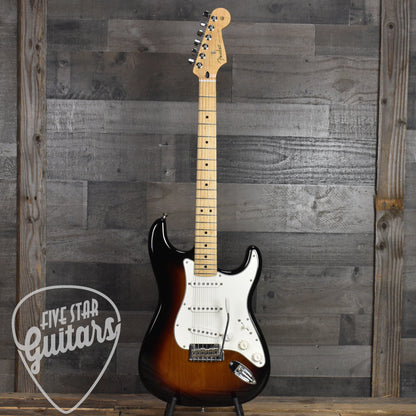 Pre-Owned Fender Player Stratocaster - 3 Tone Sunburst