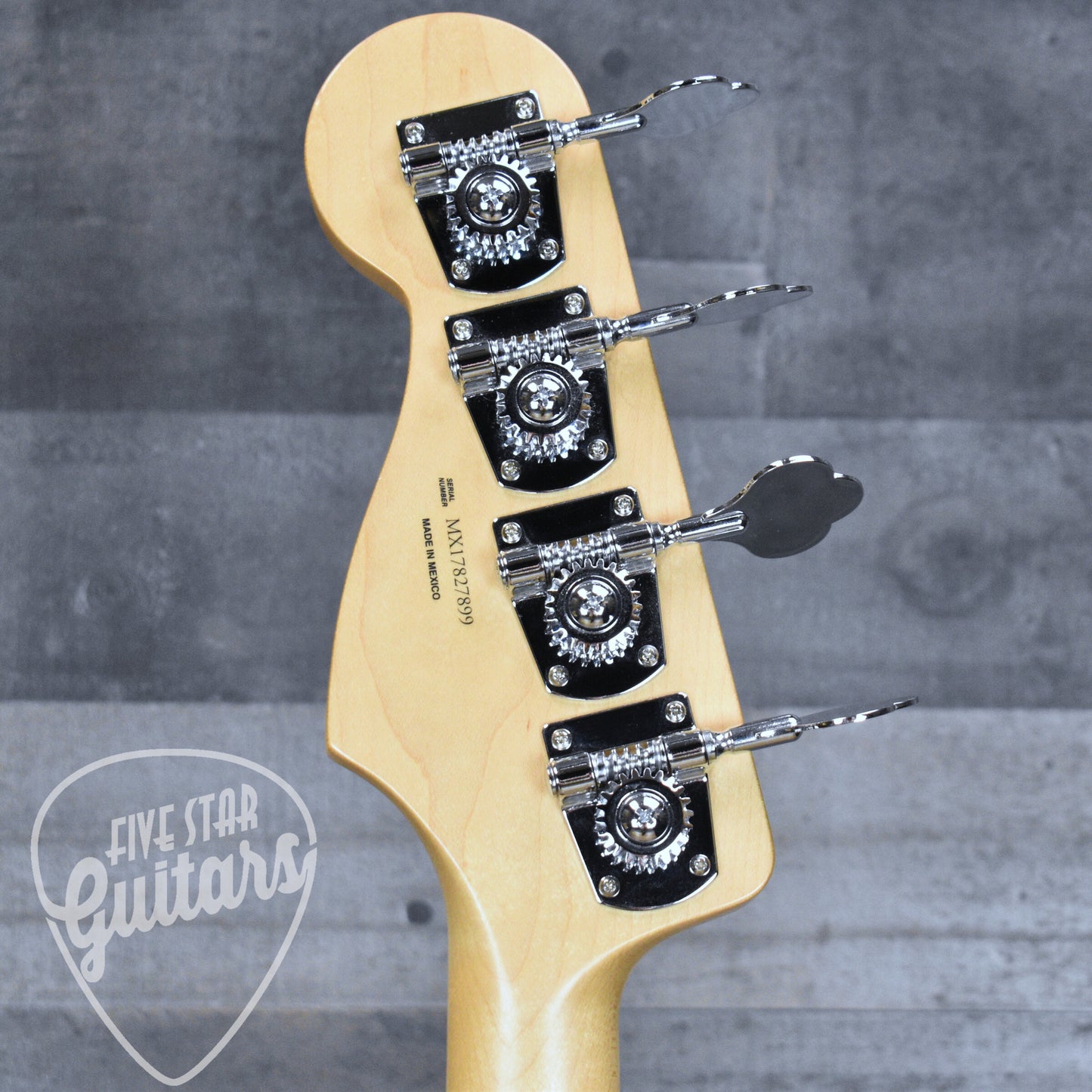 Pre-Owned Fender Standard Jazz Bass - Sunburst