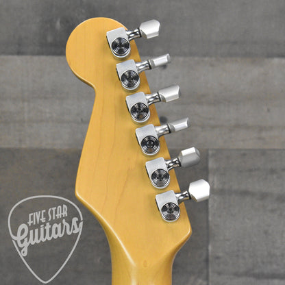 Pre-Owned Fender Stratocaster Plus - Olympic White with Hardshell Case