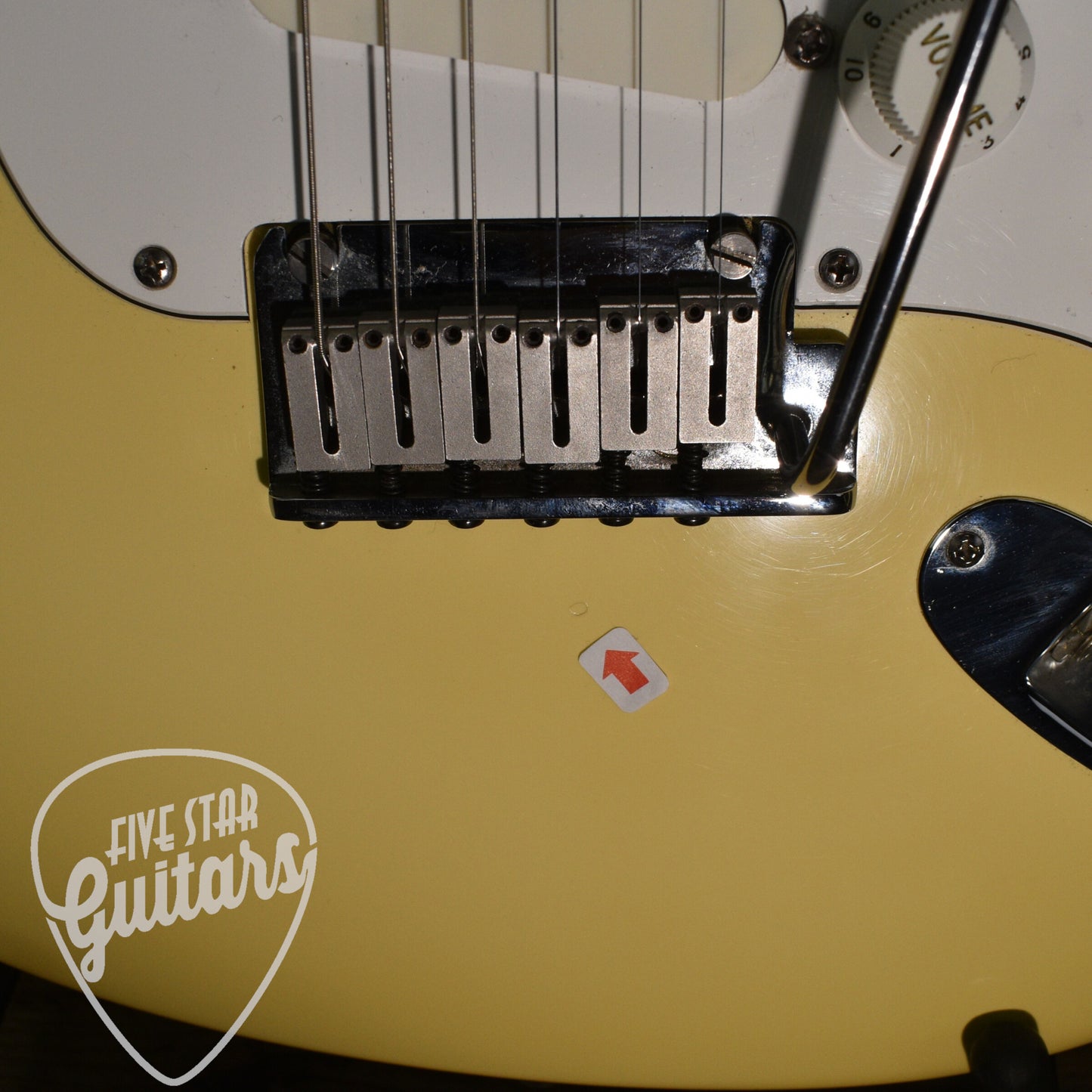 Pre-Owned Fender Stratocaster Plus - Olympic White with Hardshell Case