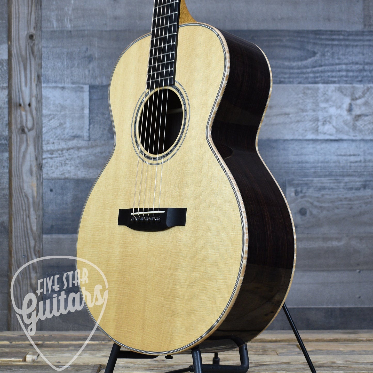 Pre-Owned Froggy Bottom Model M Acoustic Guitar with Hard Shell Case