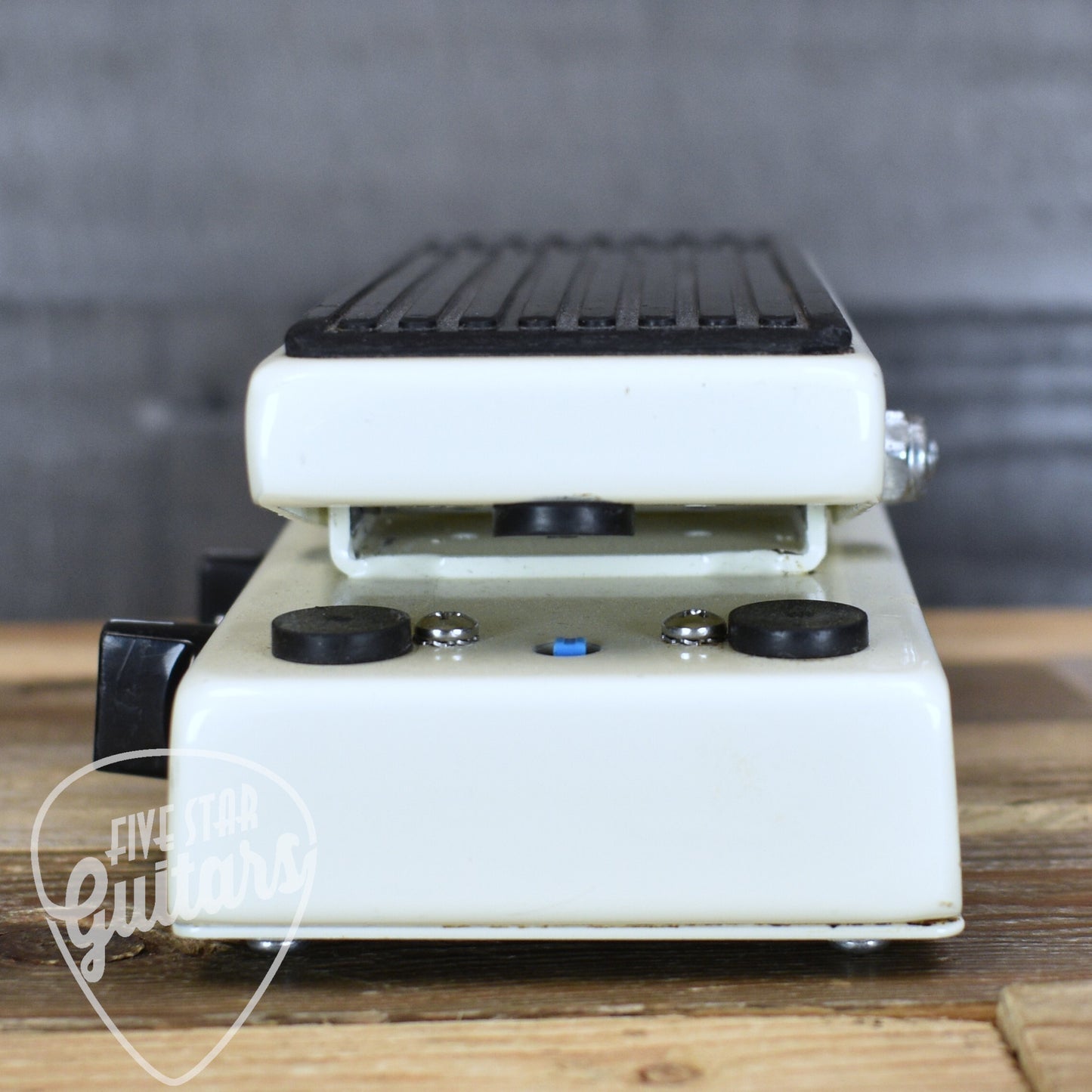 Pre-Owned Fulltone DejaVibe MDV-2