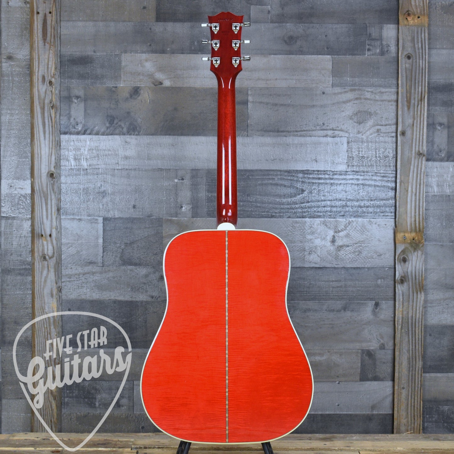 Pre-Owned Gibson Dove Original - Vintage Cherry Sunburst with Hard Shell Case