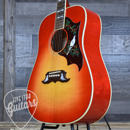 Pre-Owned Gibson Dove Original - Vintage Cherry Sunburst with Hard Shell Case