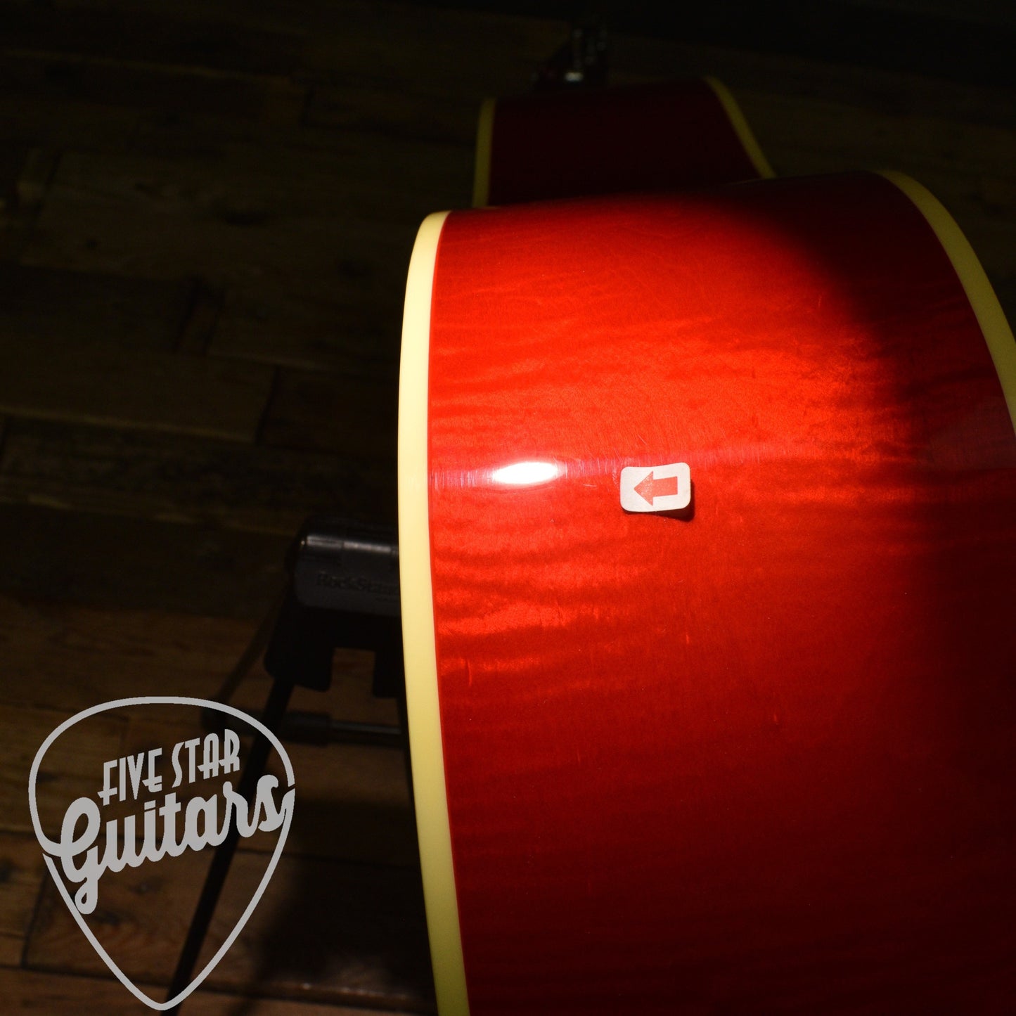 Pre-Owned Gibson Dove Original - Vintage Cherry Sunburst with Hard Shell Case