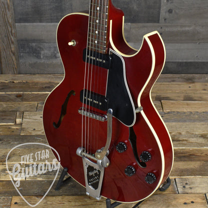 Pre-Owned Gibson ES-135 with Hard Shell Case